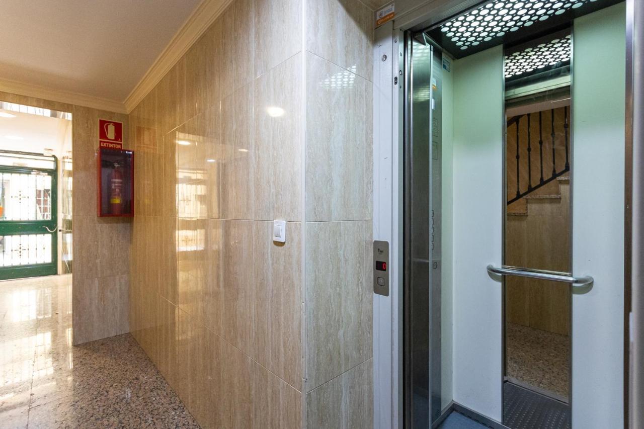 Holidays2Malaga Pasaje Cerca Estacion Tren Ave ภายนอก รูปภาพ